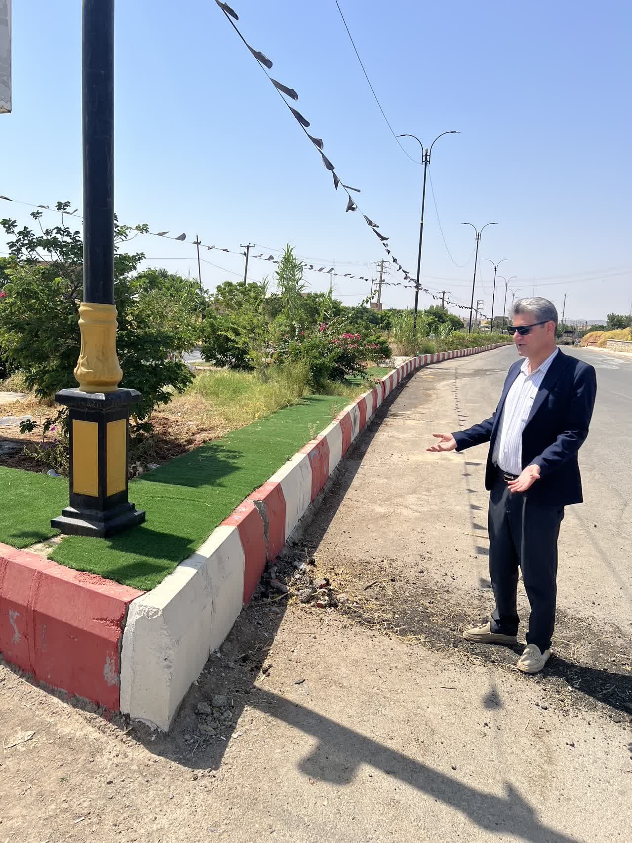 عملیات بهسازی، رنگ‌آمیزی و توسعه فضای سبز «بلوار جهاد» در راستای ارتقای چشم‌انداز شهری